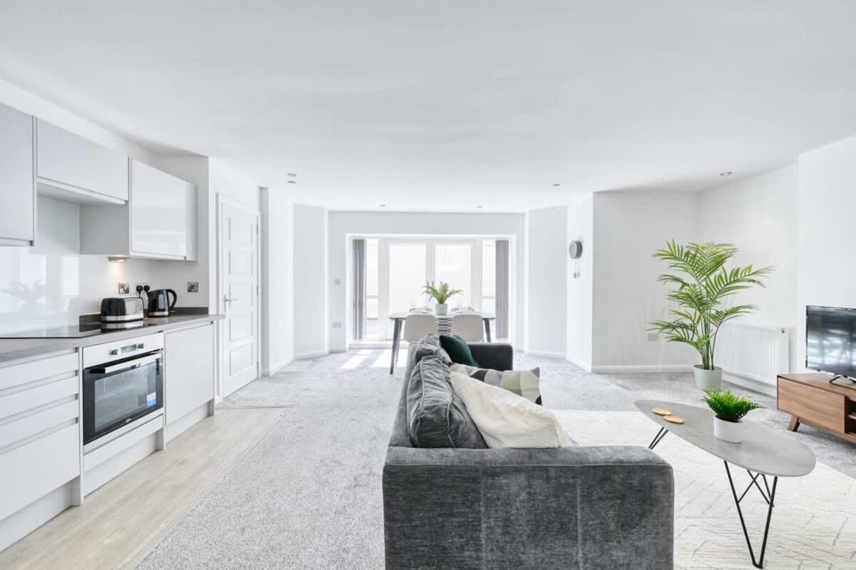 Modern 2 Bedroom Apartment In Preston Preston  Luaran gambar