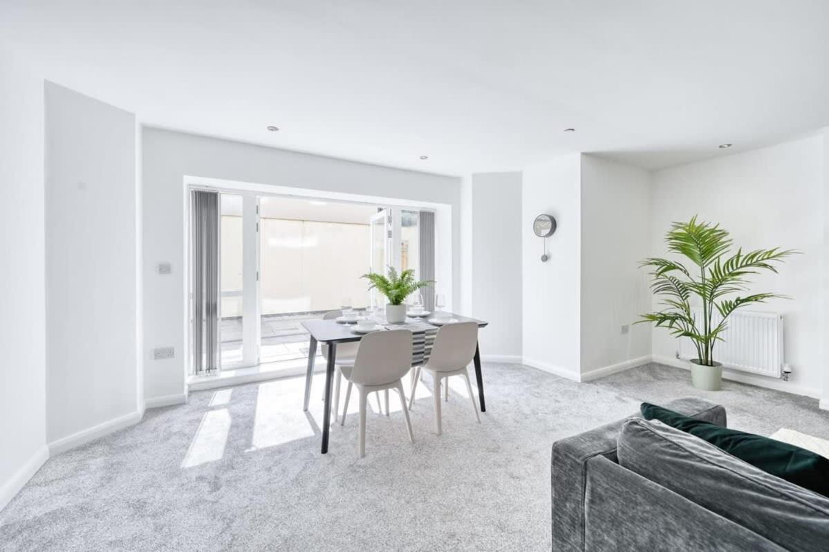 Modern 2 Bedroom Apartment In Preston Preston  Luaran gambar